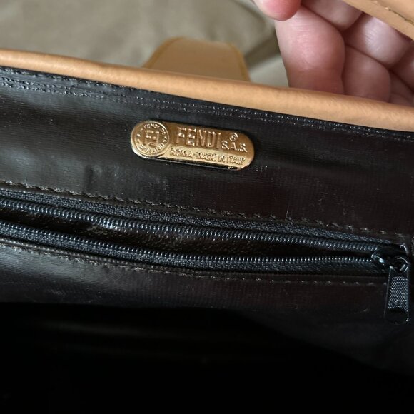 Vintage Fendi Purse (medium) - Picture 6 of 7